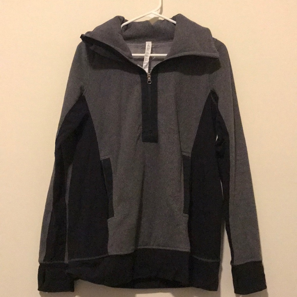 Lululemon Post Chaturanga pullover